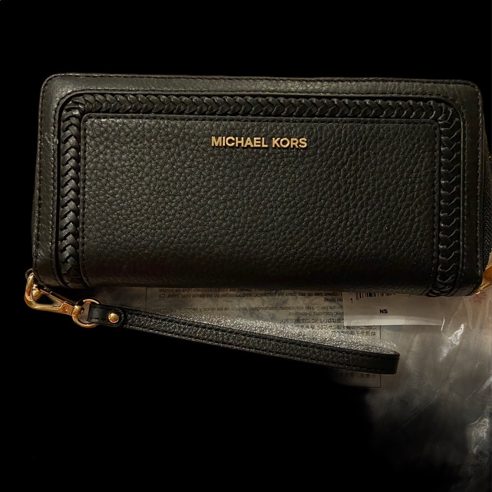 🖤Black Lexington Large Pebbled Leather  Wristle🖤